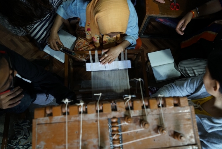 WomenWeave From their Handloom School where weaving and other skills are taught. ; Photography: Tad Philipp