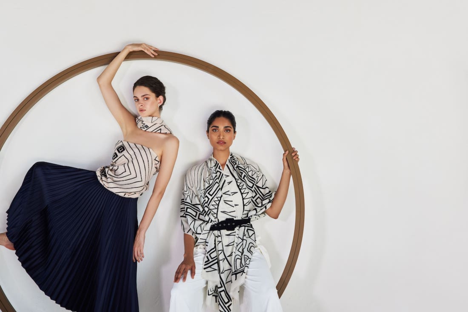 Cashmere Carousel by JANAVI INDIA Cashmere Carousel by JANAVI INDIA
