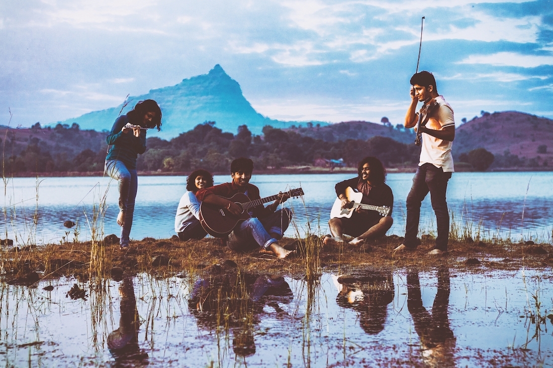 Easy Wanderlings 
 Easy Wanderlings 
