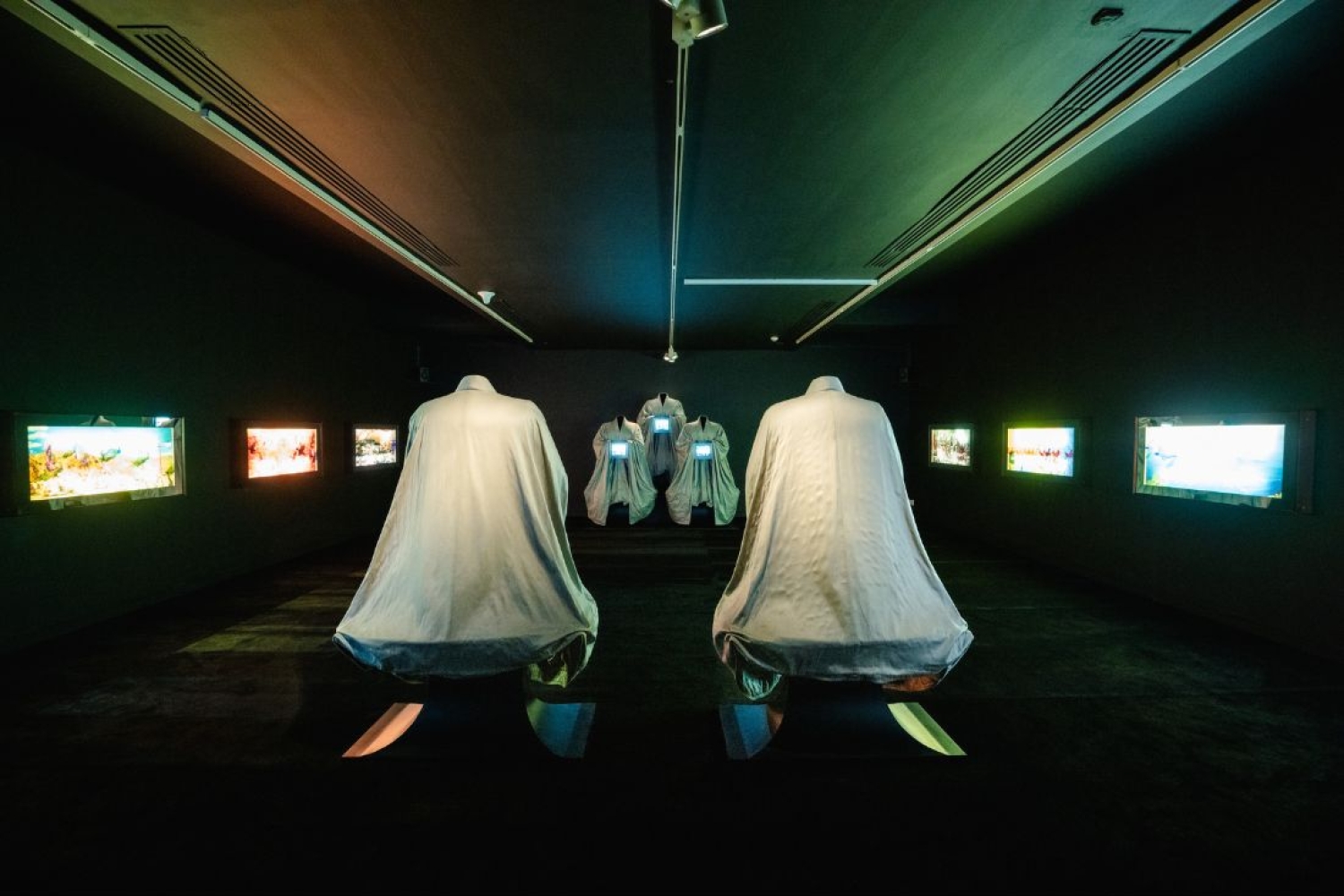 Mirror/Maze: Echoes of Song, Space and Spectre Mirror/Maze: Echoes of Song, Space and Spectre