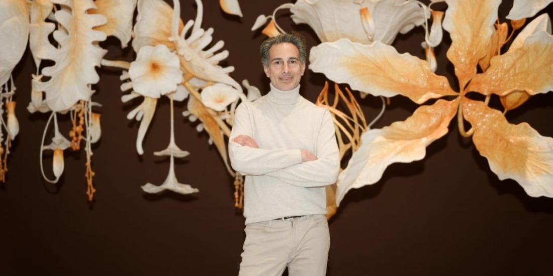 Curating Pathways Between Cultures 