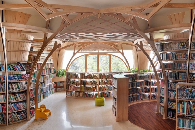 Studio Hinge's Library that Akins to Nature Studio Hinge's Library that Akins to Nature