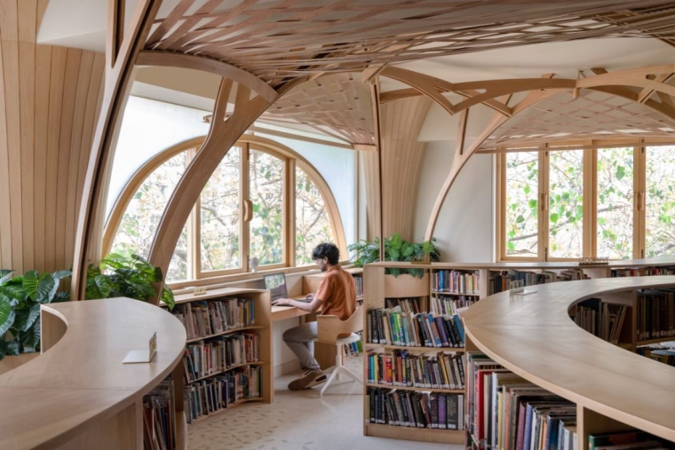 Studio Hinge's Library that Akins to Nature Studio Hinge's Library that Akins to Nature
