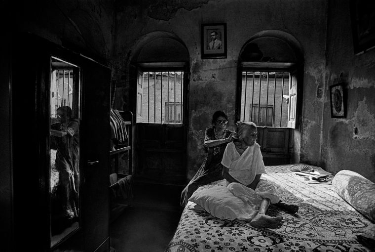 No One Is a Stranger Kushal Ray (b. 1960) Manju Combs Muni's Hair [Series, Intimacies 1998-2009] Archival pigment ink on Hahnemuhle Archival Photo Rag paper 8 x 12 in. (20.32 x 30.48 cm.) Circa. 1998-2009, Kolkata 1 AP + 