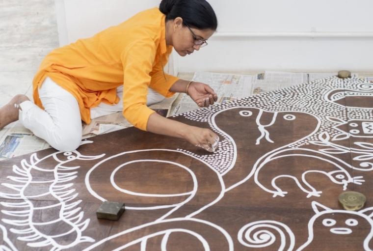 Sridhar Poddar Creating a wonderland - Sunita, Meena Art Sridhar Poddar Creating a wonderland - Sunita, Meena Art