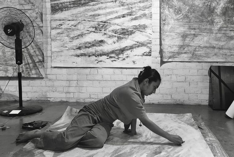 The Gestures in Saara Nahar’s Greyscale At the Studio, Space Studio Baroda, 2025. Credits: Antara Dey.